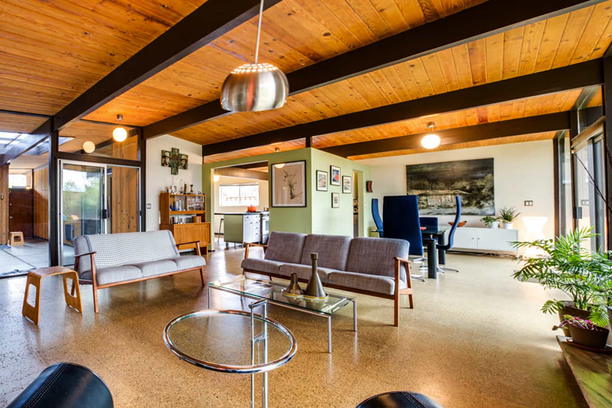 7-mid-century-modern-houses-for-sale-in-north-west-vancouver